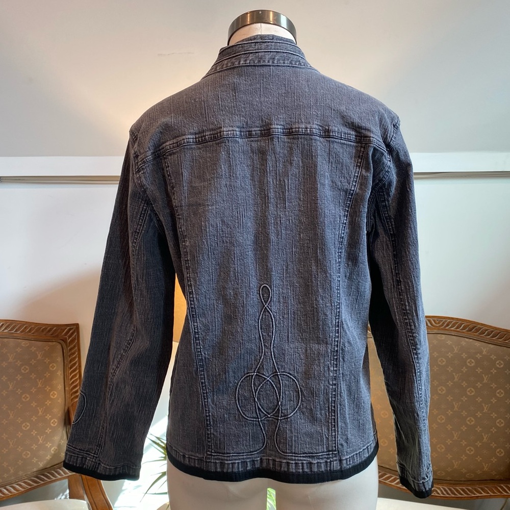 Vintage 90s Distressed Black Denim Jean Jacket Decorative Embroidery Grunge Y2K - Picture 3 of 9